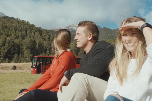 Milford Sound Coach & Cruise video
